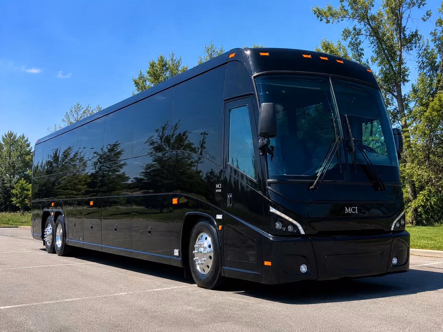 airport transfers and executive transportation in mid michigan
