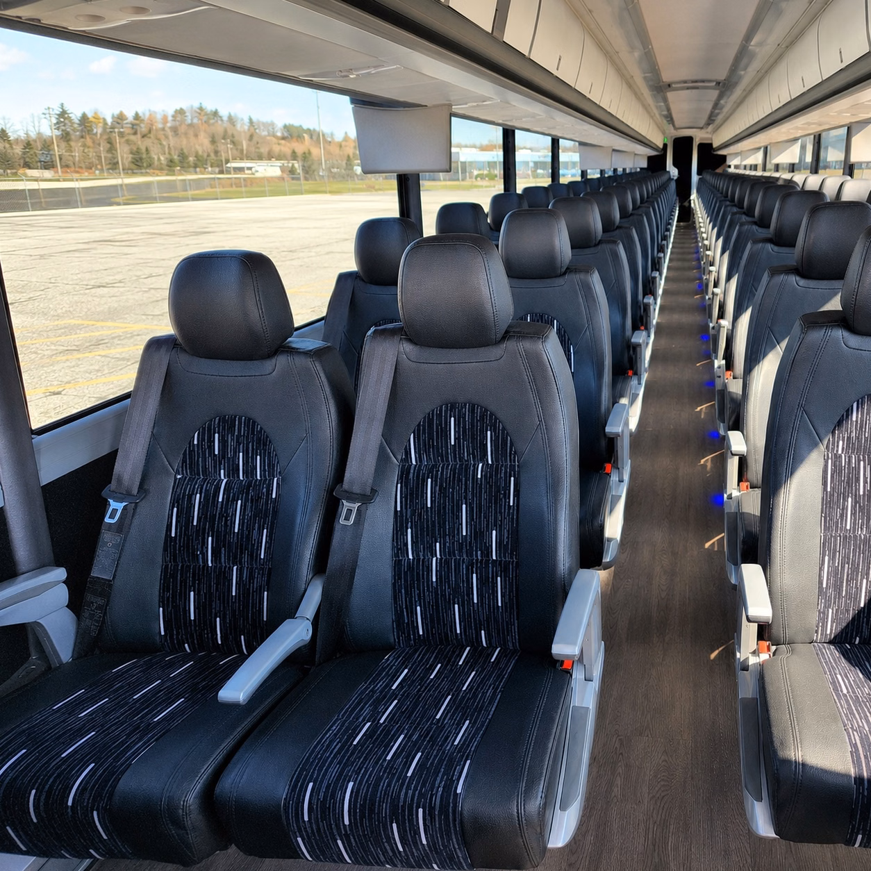 airport transfers and hotel shuttles for out of town wedding guests arriving in saginaw