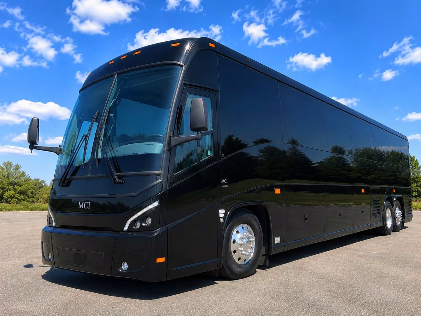 employee shuttle services for saginaw businesses and industrial facilities