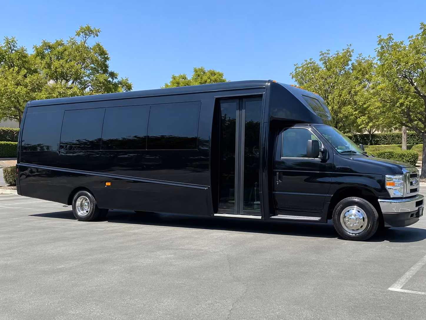 saginaw corporate shuttle services