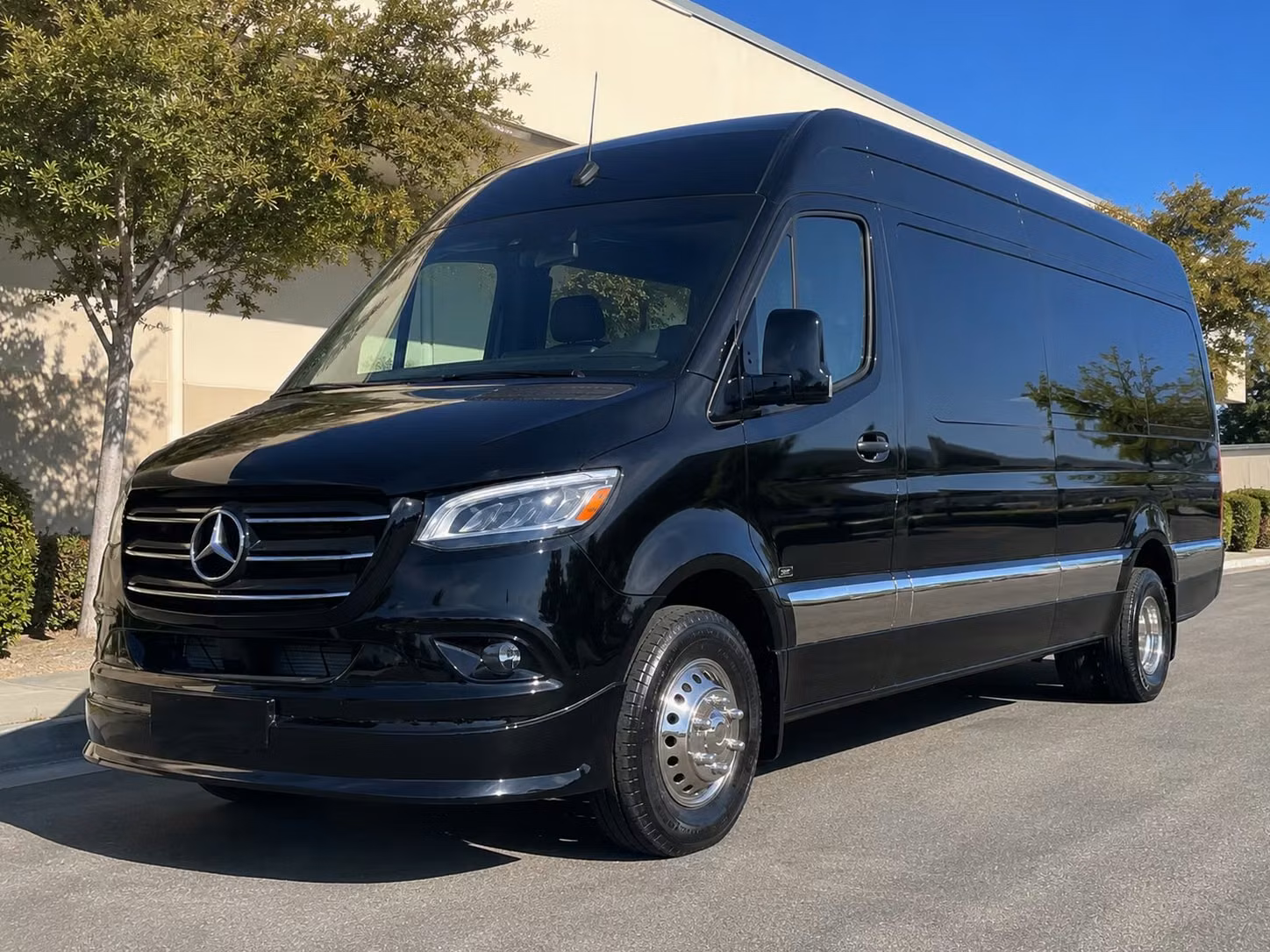 saginaw sports team bus rentals